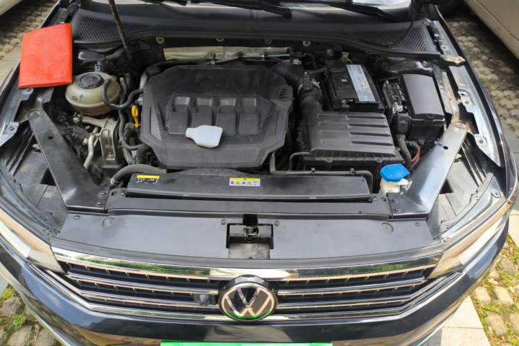 Used Volkswagen Magotan 2020 330TSI DSG Luxury Edition Engine Bay