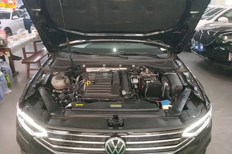 Used Volkswagen Magotan 2020 280TSI DSG Comfort Edition Engine Bay