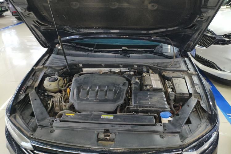Used Volkswagen Magotan 2020 330TSI DSG Luxury Edition Engine Bay