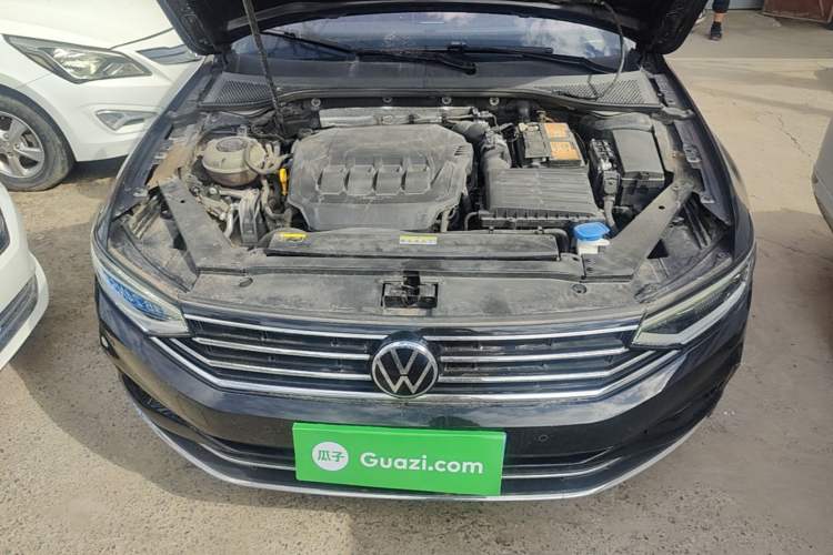 Used Volkswagen Magotan 2020 330TSI DSG Luxury Edition Engine Bay