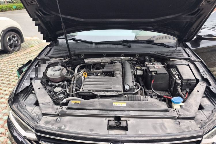 Used Volkswagen Magotan 2020 280TSI DSG Comfort Edition Engine Bay