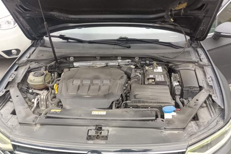 Used Volkswagen Magotan 2020 330TSI DSG Luxury Edition Engine Bay