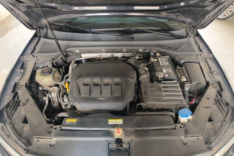 Used Volkswagen Magotan 2020 330TSI DSG Luxury Edition Engine Bay