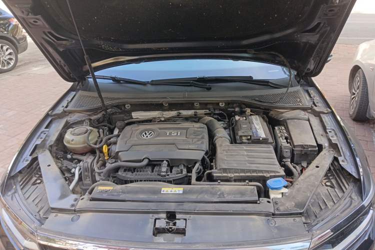 Used Volkswagen Magotan 2020 380TSI DSG Luxury Version Engine Bay