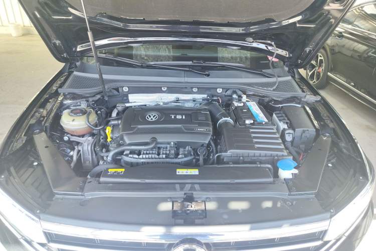 Used Volkswagen Magotan 2020 380TSI DSG Luxury Version Engine Bay