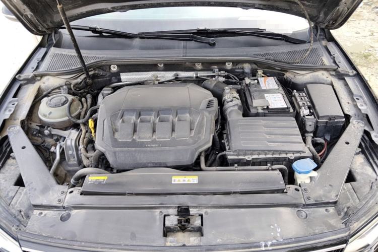 Used Volkswagen Magotan 2020 330TSI DSG Luxury Edition Engine Bay