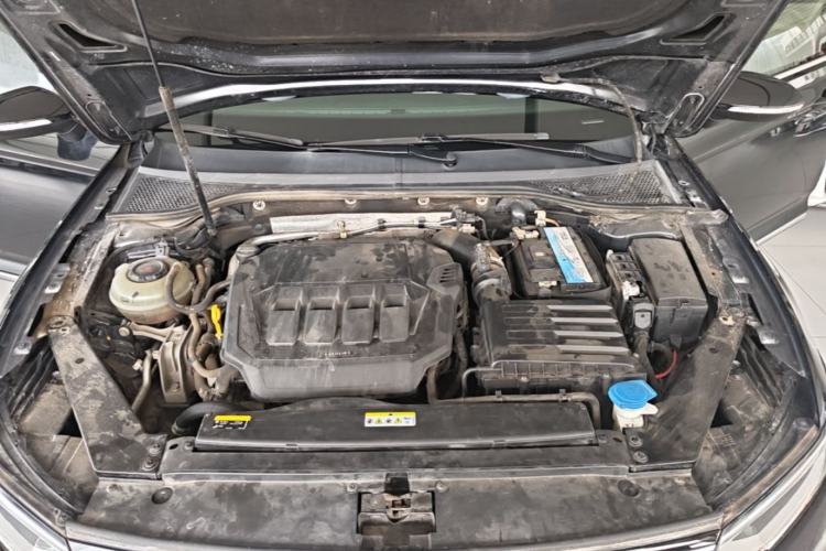 Used Volkswagen Magotan 2020 330TSI DSG Luxury Edition Engine Bay
