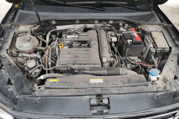 Used Volkswagen Magotan 2020 280TSI DSG Comfort Edition Engine Bay
