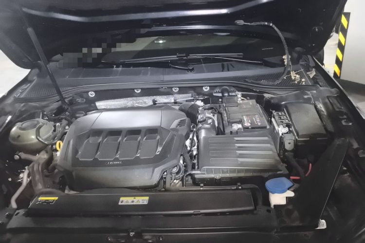 Used Volkswagen Magotan 2020 330TSI DSG Leading Model Engine Bay