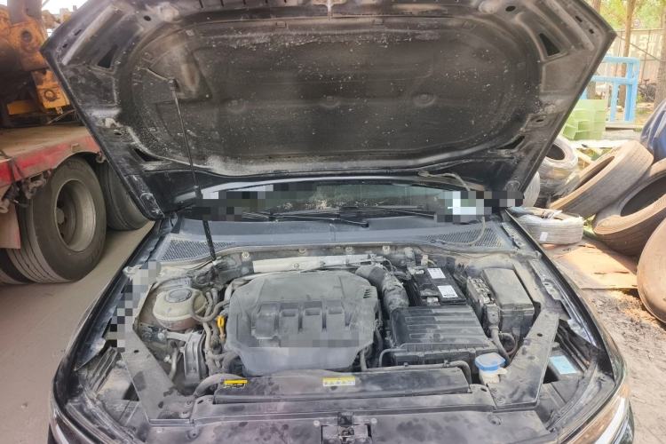Used Volkswagen Magotan 2020 330TSI DSG Leading Model Engine Bay