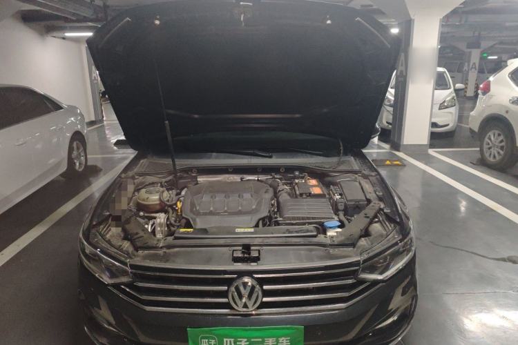 Used Volkswagen Magotan 2020 330TSI DSG Leading Model Engine Bay