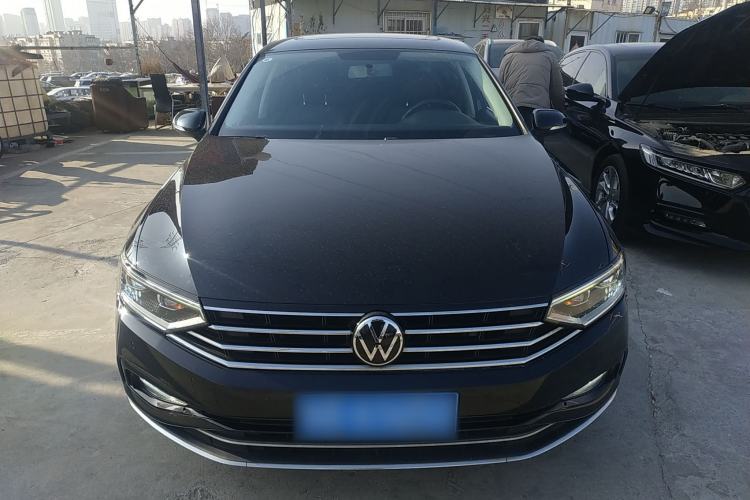 Used Volkswagen Magotan 2020 280TSI DSG Comfort Edition Exterior 1