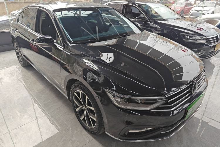 Used Volkswagen Magotan 2020 330TSI DSG Leading Model Exterior 1