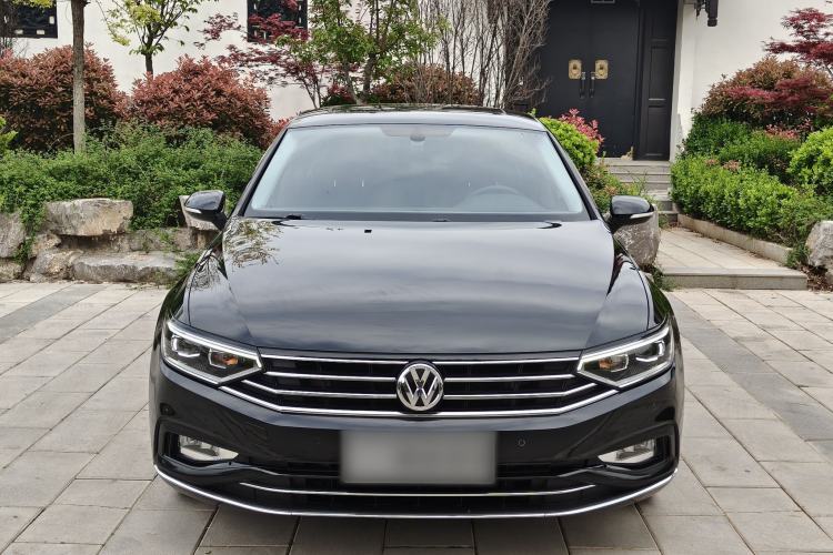 Used Volkswagen Magotan 2020 330TSI DSG Leading Model Exterior 1