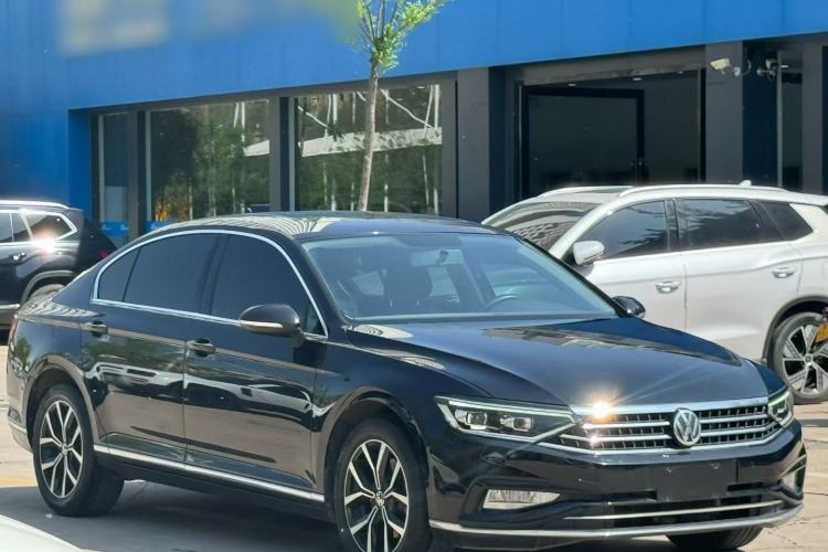 Used Volkswagen Magotan 2020 280TSI DSG Comfort Edition Exterior 1