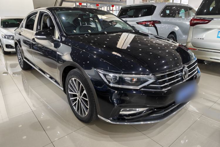 Used Volkswagen Magotan 2020 330TSI DSG Luxury Edition Exterior 1
