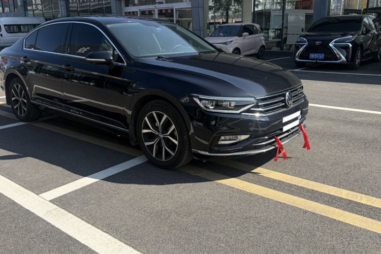 Used Volkswagen Magotan 2020 330TSI DSG Leading Model Exterior 1