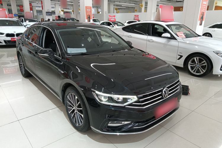 Used Volkswagen Magotan 2020 330TSI DSG Luxury Edition Exterior 1