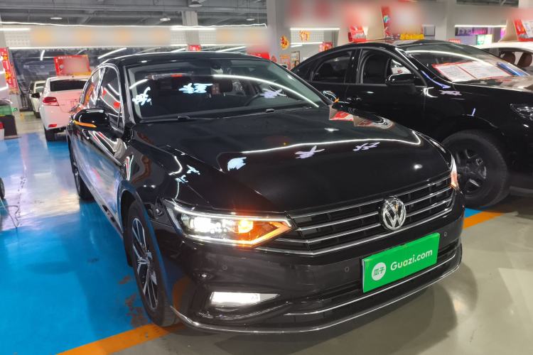 Used Volkswagen Magotan 2020 330TSI DSG Leading Model Exterior 1