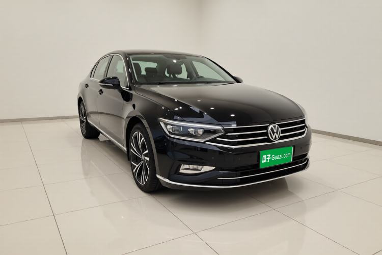 Used Volkswagen Magotan 2020 330TSI DSG Luxury Edition Exterior 1