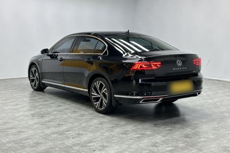Used Volkswagen Magotan 2020 330TSI DSG Luxury Edition Exterior 1