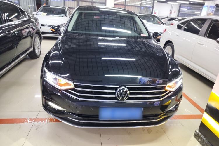 Used Volkswagen Magotan 2020 330TSI DSG Leading Model Exterior 1