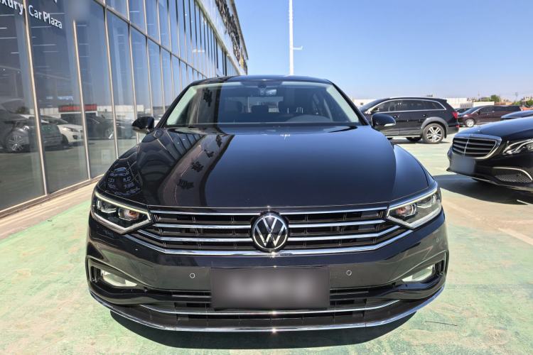 Used Volkswagen Magotan 2020 330TSI DSG Luxury Edition Exterior 1