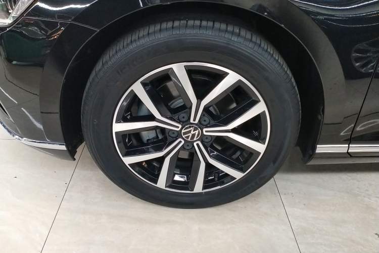 Used Volkswagen Magotan 2020 330TSI DSG Leading Model Exterior 1