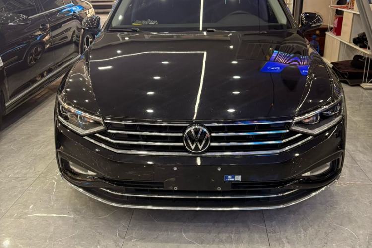 Used Volkswagen Magotan 2020 330TSI DSG Luxury Edition Exterior 1