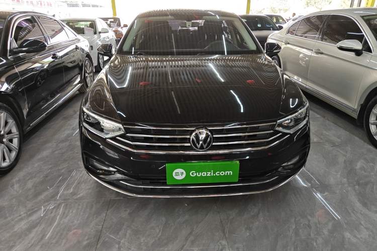 Used Volkswagen Magotan 2020 330TSI DSG Luxury Edition Exterior 1