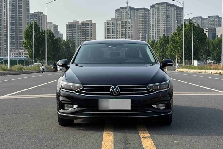 Used Volkswagen Magotan 2020 330TSI DSG Luxury Edition Exterior 1