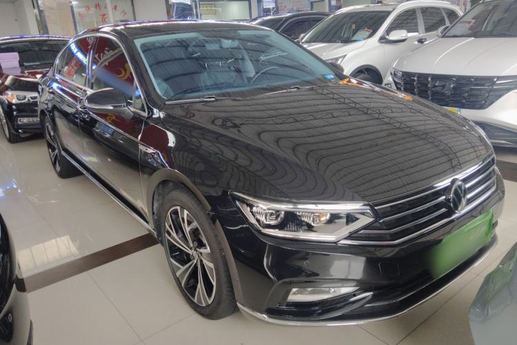 Used Volkswagen Magotan 2020 330TSI DSG Leading Model Exterior 1