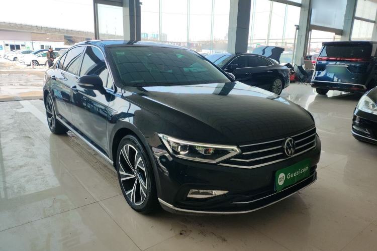 Used Volkswagen Magotan 2020 330TSI DSG Luxury Edition Exterior 1