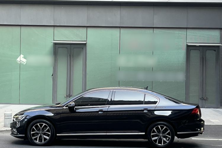 Used Volkswagen Magotan 2020 330TSI DSG Leading Model Exterior 10