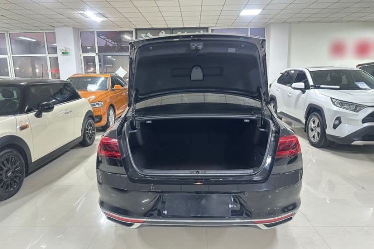 Used Volkswagen Magotan 2020 330TSI DSG Luxury Edition Exterior 13