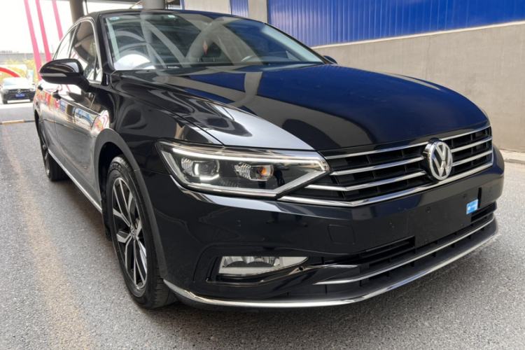 Used Volkswagen Magotan 2020 330TSI DSG Leading Model Exterior 2