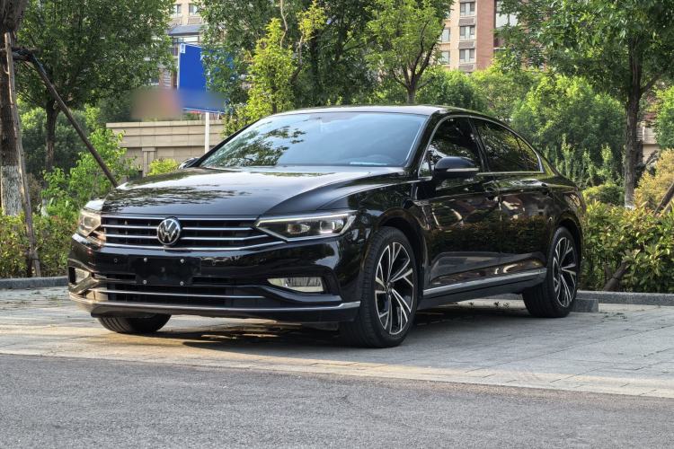 Used Volkswagen Magotan 2020 330TSI DSG Luxury Edition Exterior 2