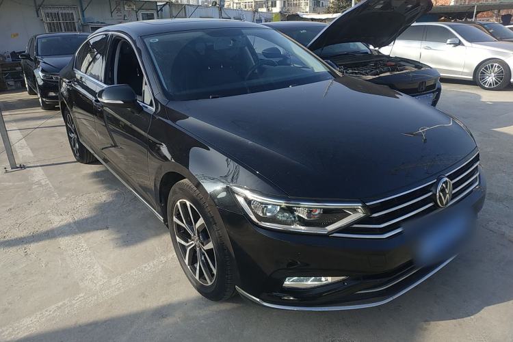 Used Volkswagen Magotan 2020 280TSI DSG Comfort Edition Exterior 2
