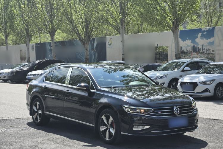 Used Volkswagen Magotan 2020 330TSI DSG Leading Model Exterior 2