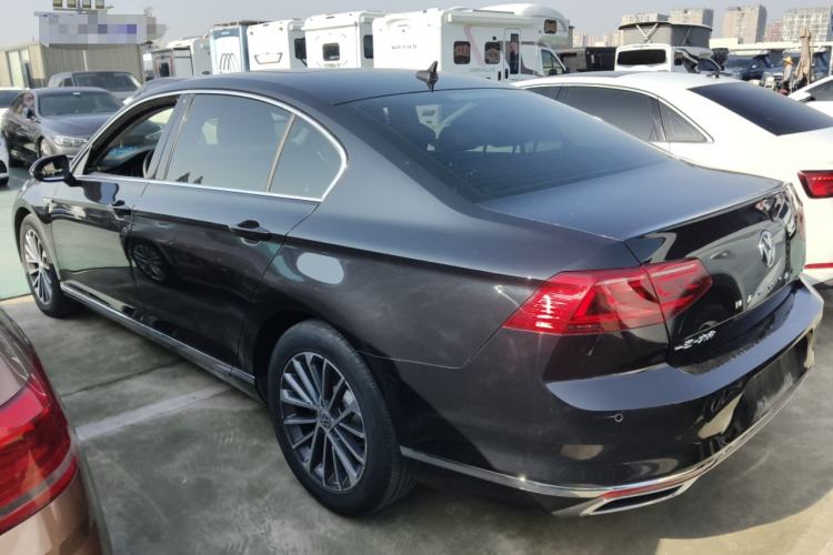 Used Volkswagen Magotan 2020 330TSI DSG Luxury Edition Exterior 2