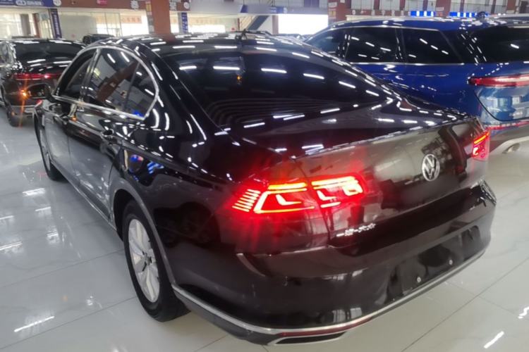 Used Volkswagen Magotan 2020 280TSI DSG Comfort Edition Exterior 2