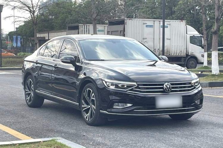 Used Volkswagen Magotan 2020 330TSI DSG Luxury Edition Exterior 2
