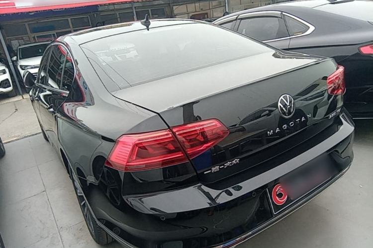 Used Volkswagen Magotan 2020 330TSI DSG Luxury Edition Exterior 2