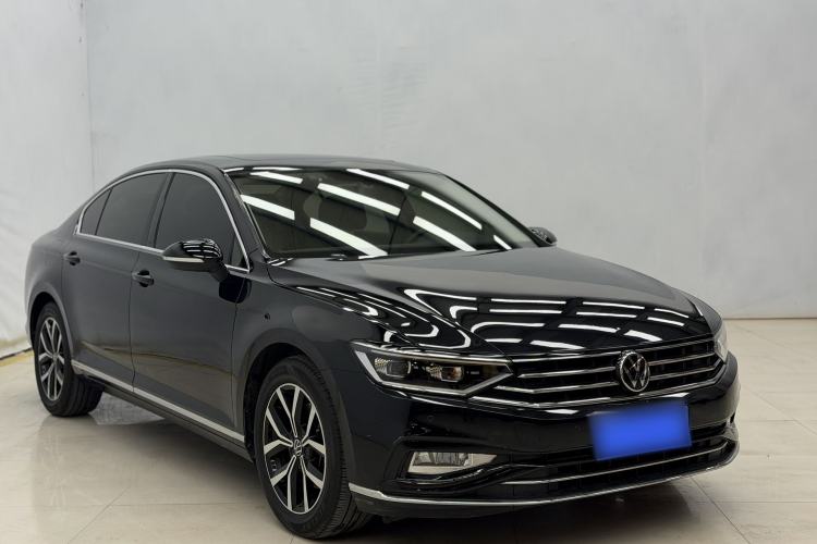 Used Volkswagen Magotan 2020 330TSI DSG Leading Model Exterior 2