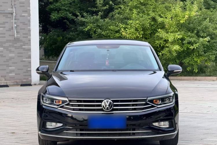 Used Volkswagen Magotan 2020 280TSI DSG Comfort Edition Exterior 2