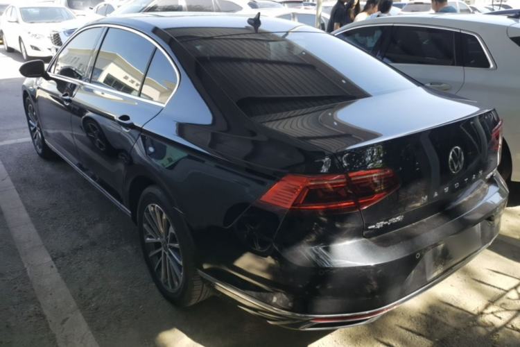 Used Volkswagen Magotan 2020 330TSI DSG Luxury Edition Exterior 2