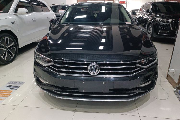 Used Volkswagen Magotan 2020 330TSI DSG Leading Model Exterior 2