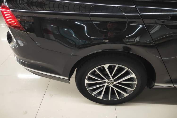 Used Volkswagen Magotan 2020 330TSI DSG Luxury Edition Exterior 2