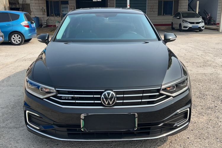 Used Volkswagen Magotan 2020 330TSI DSG Leading Model Exterior 2