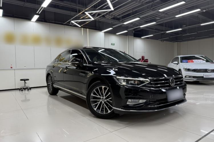 Used Volkswagen Magotan 2020 330TSI DSG Luxury Edition Exterior 2